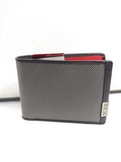 Tumi Men's Wallet Gray and Black