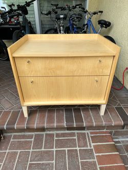 Beautiful 2 drawers cabinet