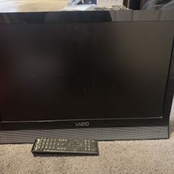 Vizio 27 Inch TV With Remote And AC Cord