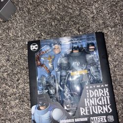 Mafex Armored Batman 