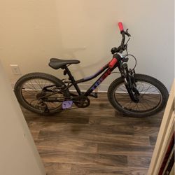 Kids Trek Mountain Bike Mtb 20 Inch Wheels