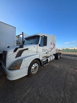 2011 Volvo VNL
