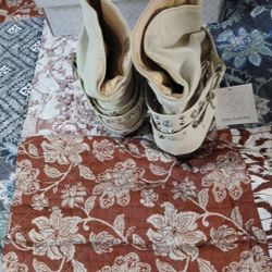 Excellent Christmas Gift Size 10 Medium Boots