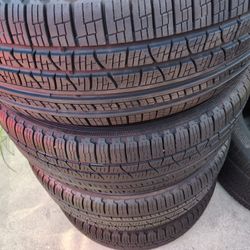 Set de llantas usadas pirelli Scorpion runfla 235/60/r/18 90% de vida