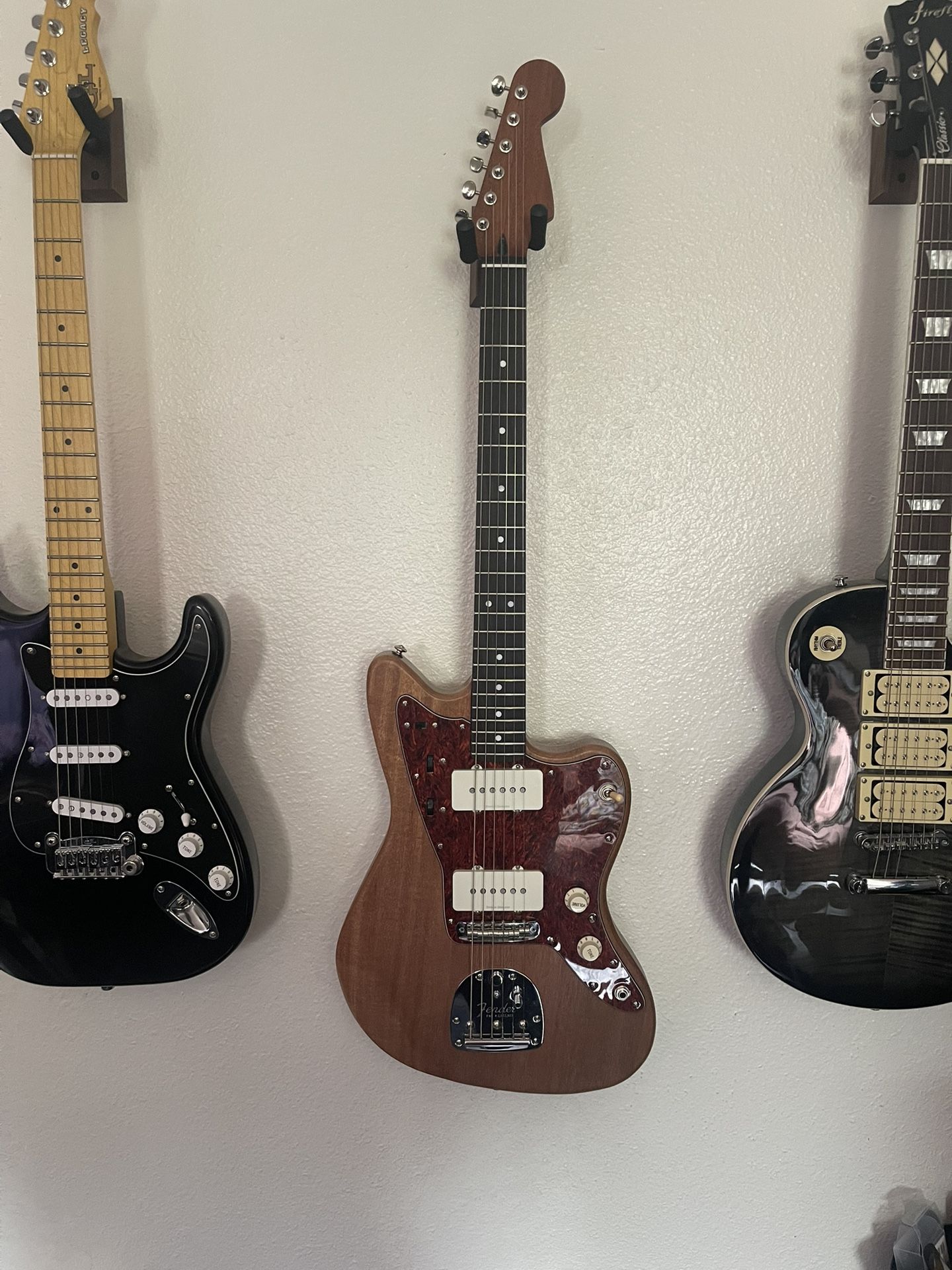 GUITARS 