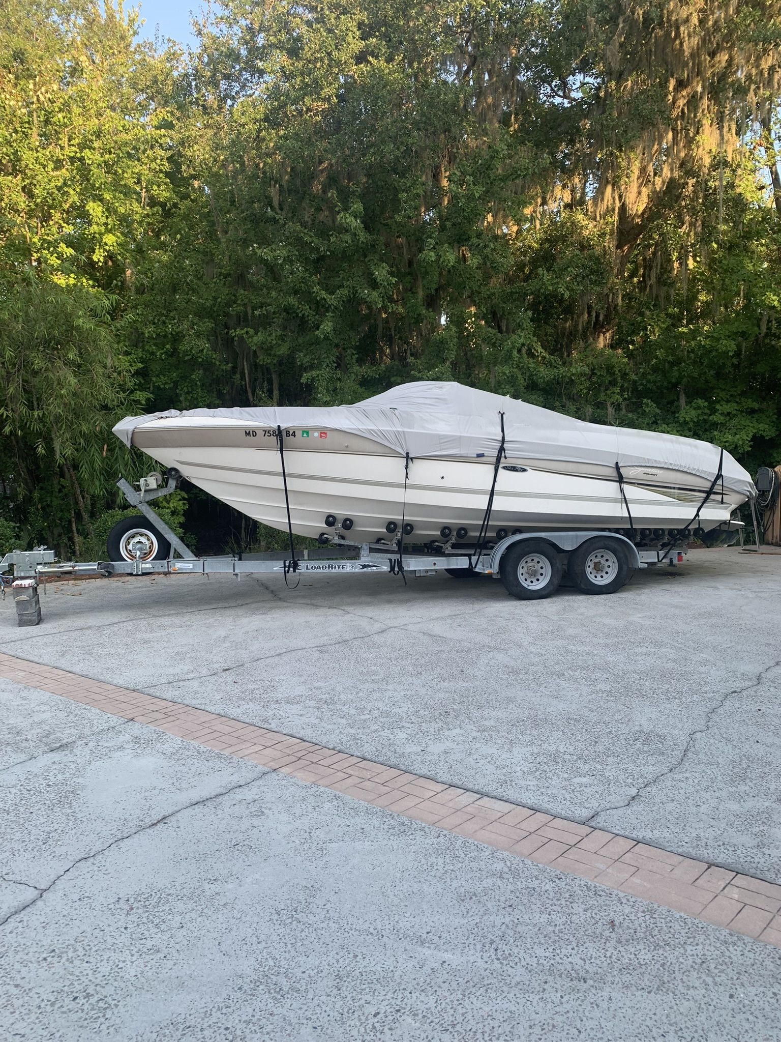 2001 Sea Ray 26’ Bow Rider Select (Signature Series)