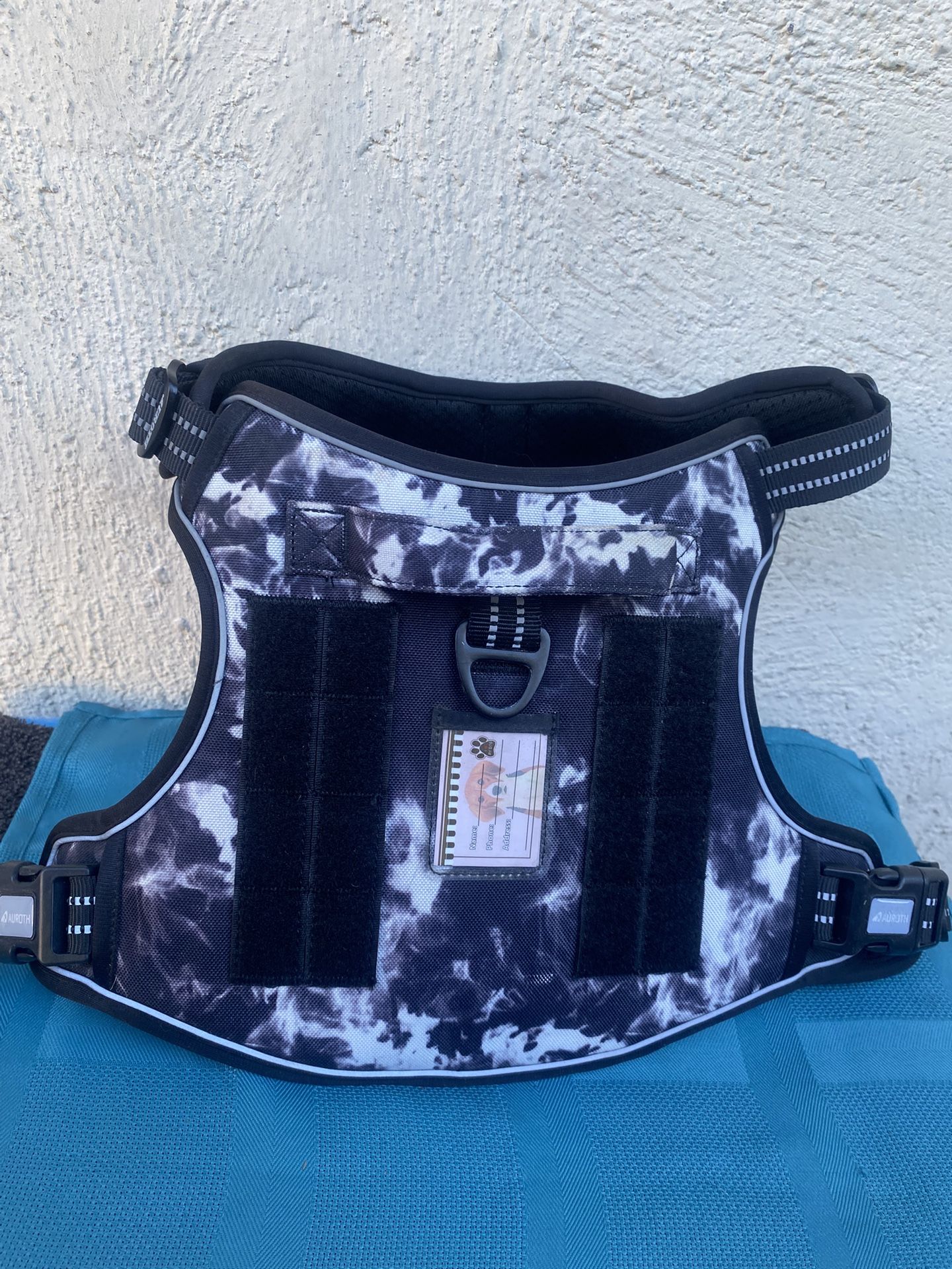 Auroth Tactical Black And White Dog Harness XL
