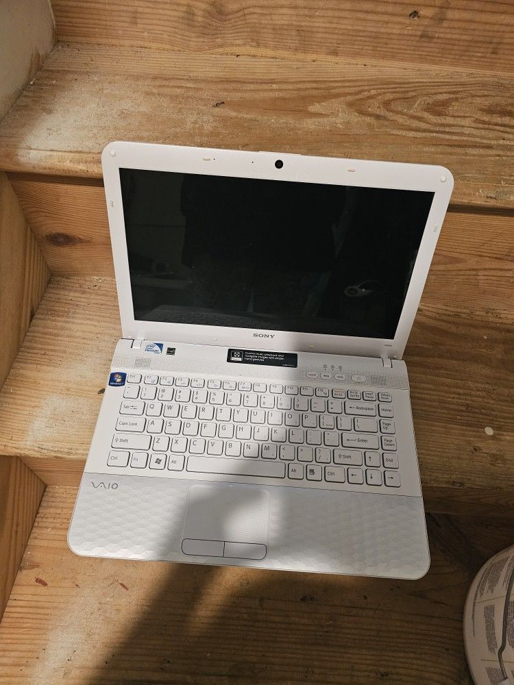 Sony Laptop Great Condition Don't Need Used