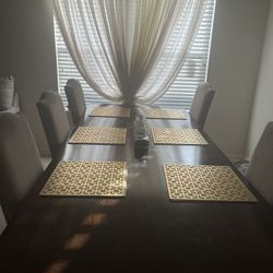Dining Table Set