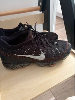 Nike VaporMax Flyknit Running Shoes – Black/Orange – Men’s Size 10