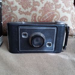 Vintage Jiffy Kodak series II Folding Camera with Twindar Lens