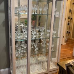 Curio Cabinet With All Glasses  Very Beautiful 