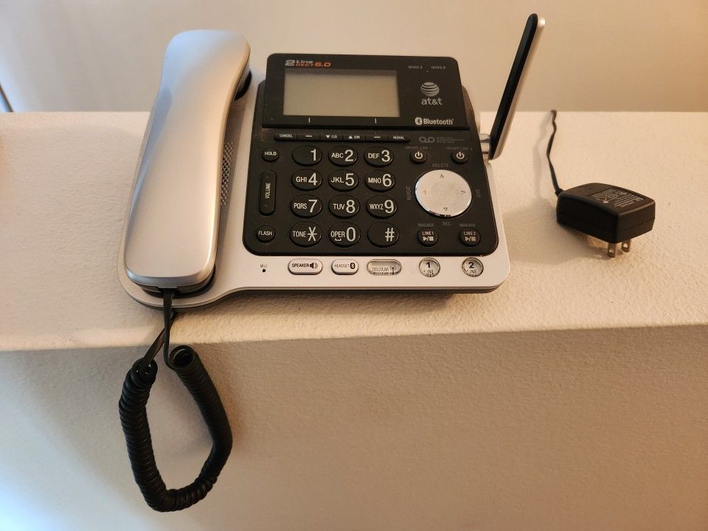 AT&T TL86109 2 Line expandable office phone