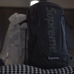 Supreme and Spraygrounds Backpack for Sale - MOVING
