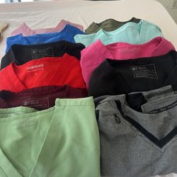 T-Shirt Scrubs 