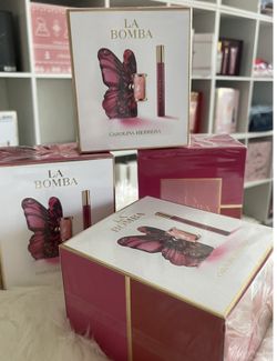 La Bomba Carolina Herrera 💖 $155 EACH BOX 