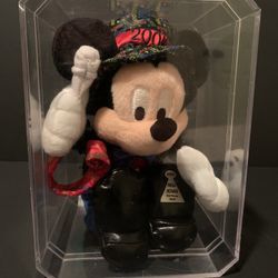2004 Mickey Mouse New Years Bean Bag 11 in Plush Toy w/Tags