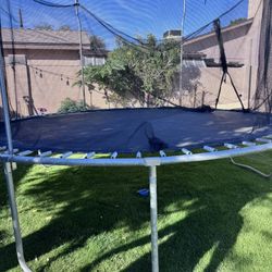 Trampoline 