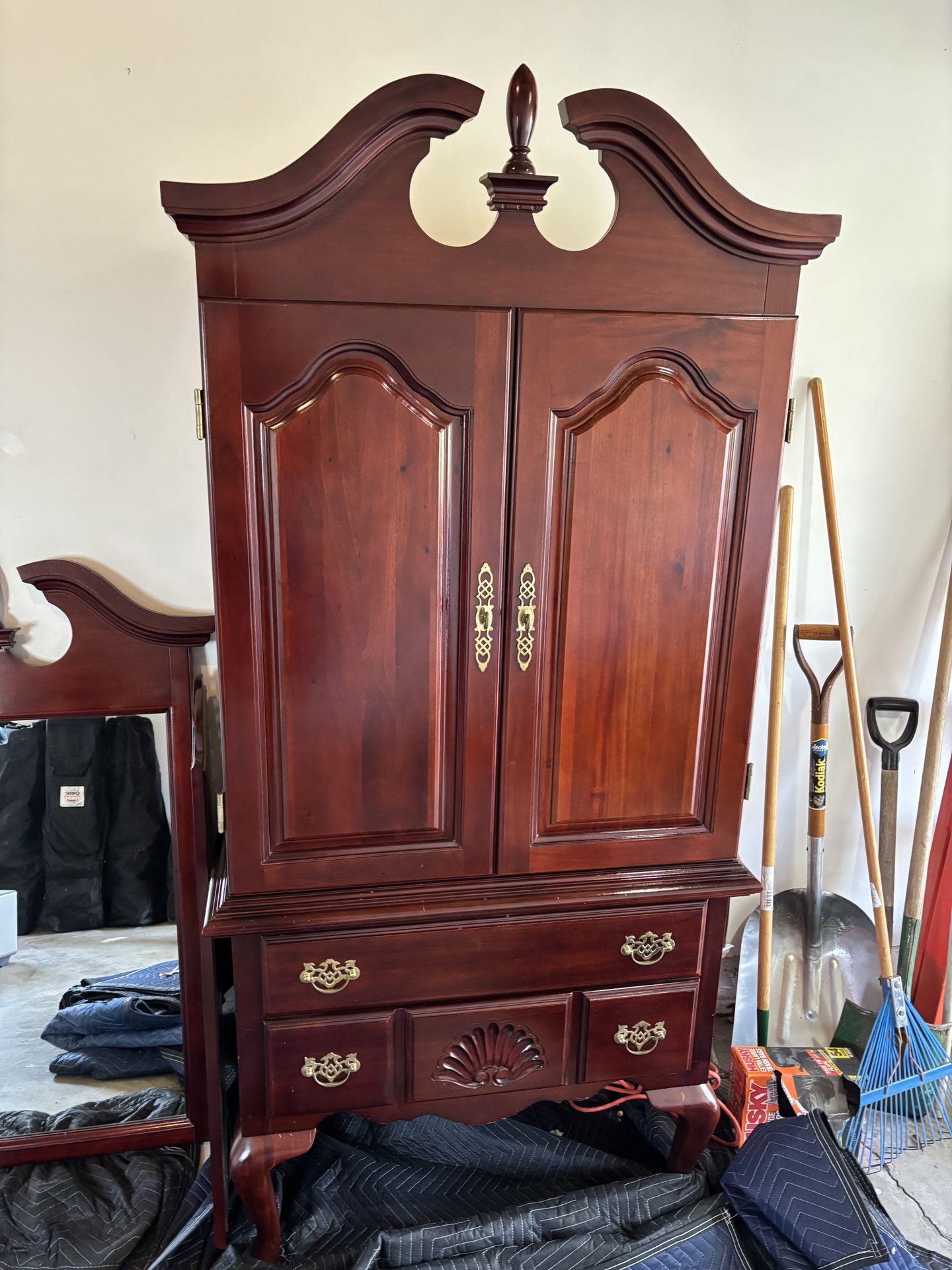 Free Tv stand and mirror