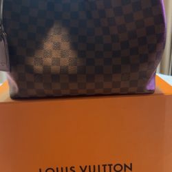 Louis Vuitton handbag 