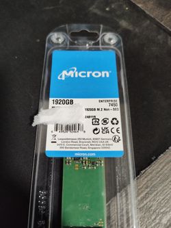 Micron 7450 PRO 1.92TB M.2 22110 NVMe Enterprise SSD