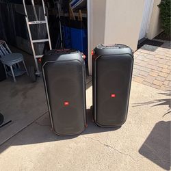 JBL party box pair