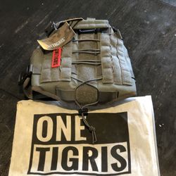 Dog harness (medium)