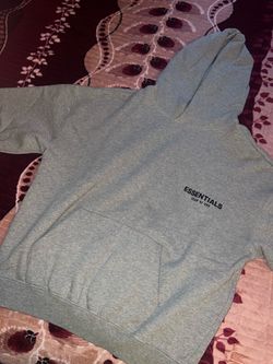 essentials hoodie size Small