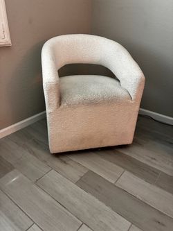 Swivel chair