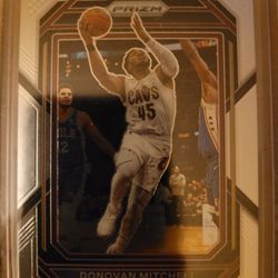 22 Prizm Donovan Mitchell!
