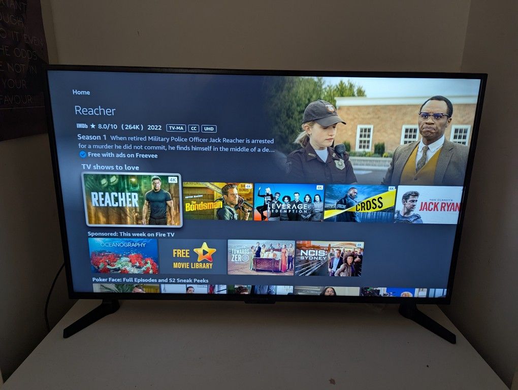 Insignia 43" LED 4K UHD Smart Fire TV