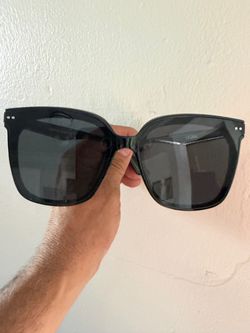 New never used original Gentle Monster Her sunglasses