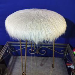 White Fluffy Stool 