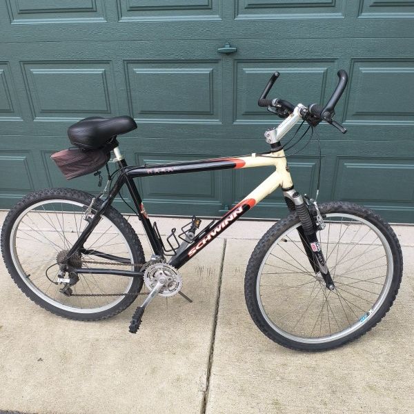 Jahanayegh Moab Mountain Bike 2001 Schwinn Moab Mountain Giant
