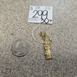 10k Gold Pendant 