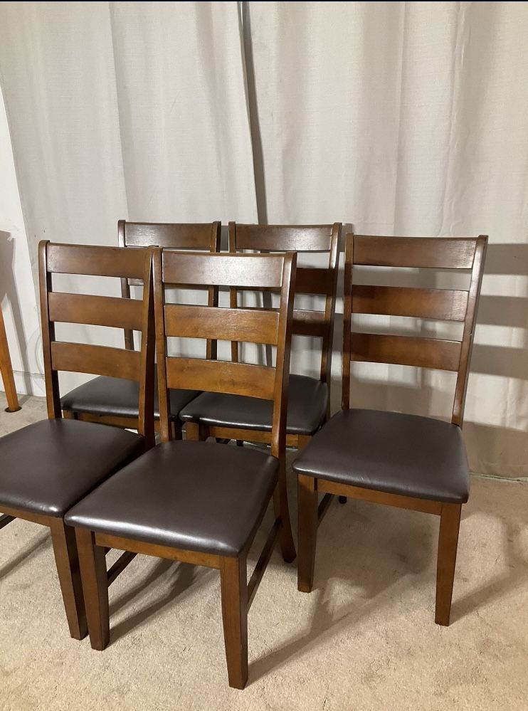 Set Of 5 Standard Height Dining Chairs / 5 Sillas Para Comedor