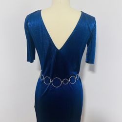 Size is Medium. Shinny blue Dress With Belt. Knee Lenght Very comfortable Party Dress