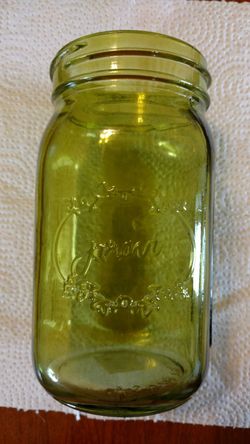 Green jardin quart jar