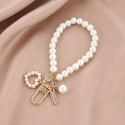 Brand New Luxurious Love Charm Faux Pearl Keychain, Keyring & Bag’ Charm