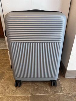 Luggage Calpak