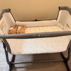 Beside Me Dreamer Bassinet