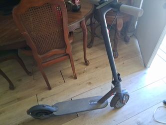 Qlaway electric scooter