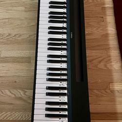 Yamaha P-143B 88-key weighted digital piano in excellent condition