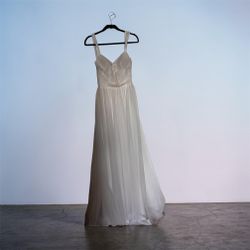 White Drees 