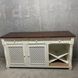 Farmhouse-style buffet cabinet ( Solid Wood)