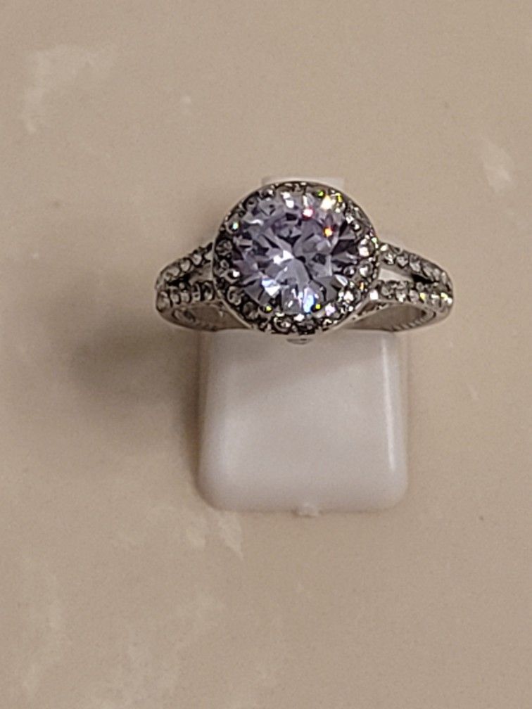 925 Silver and CZ Solitaire Ring Size 8