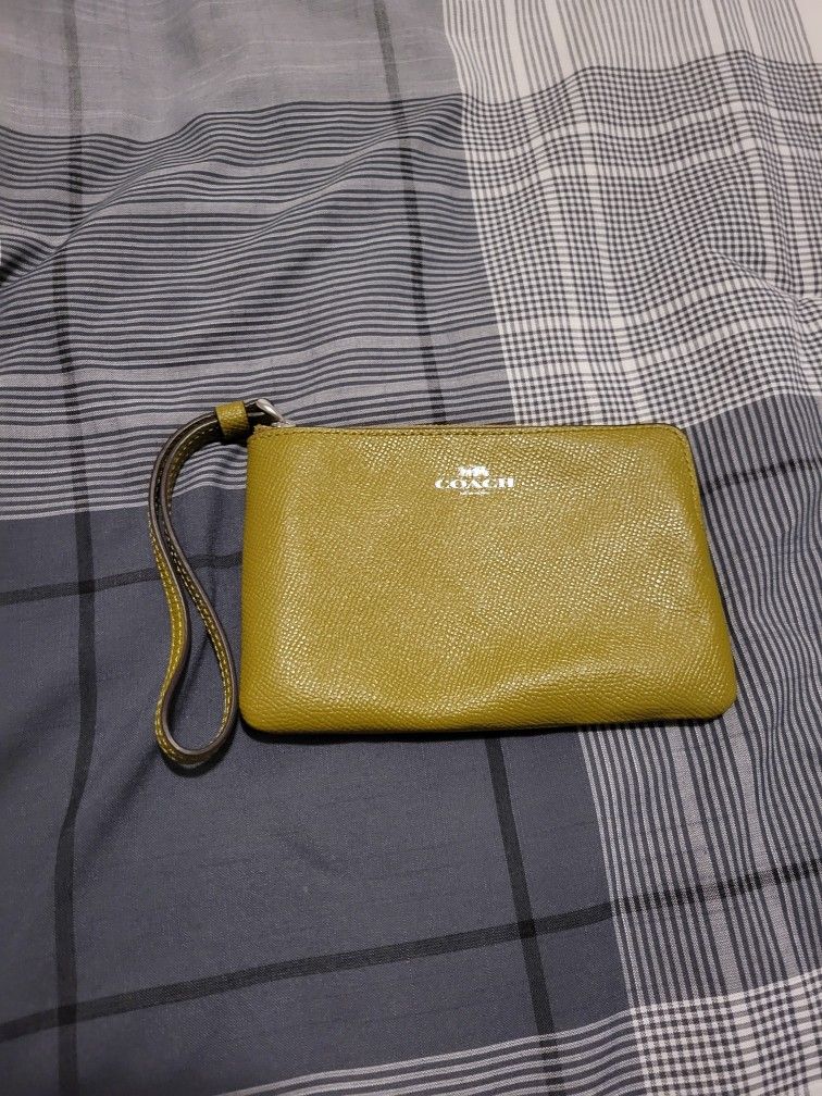 Coach Leather Corner Zip Wristlet