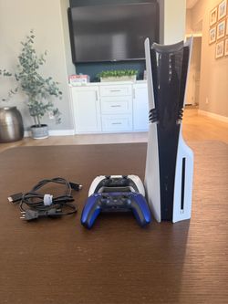 PS5 Pro with disk drive & 2 Controllers