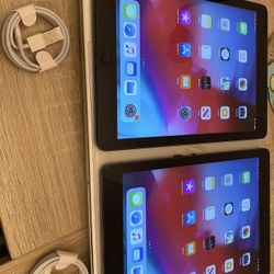 2 APPLE IPAD AIR