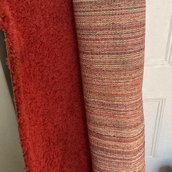 Red Rug Hampen